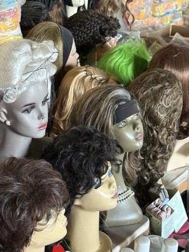 Pick any wigs huge - any, 10