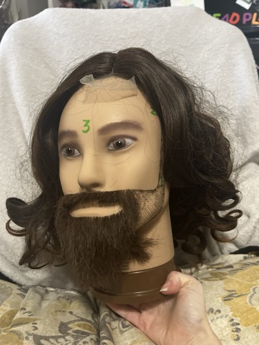 Brown wig